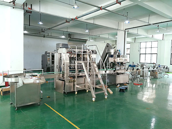 长沙亚新（中国）械厂家十二头酱料灌装机